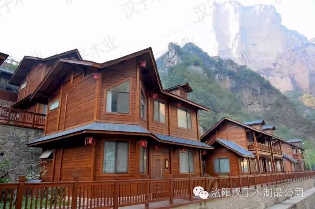 为什么欧洲人住木屋的多？